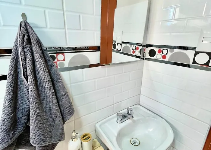 Casita Spacious 2br Great Views, Balcony, Wifi