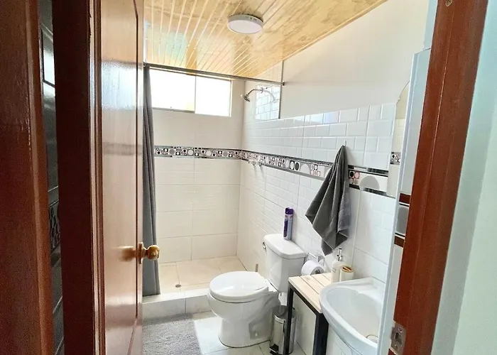 Casita Spacious 2br Great Views, Balcony, Wifi *